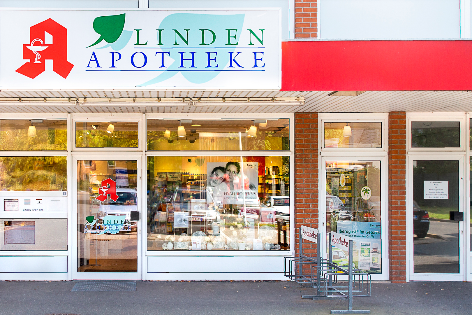 Apotheke außen